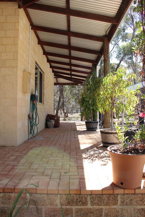 Kendenup Cottages And Lodge - Perths Hotel 16