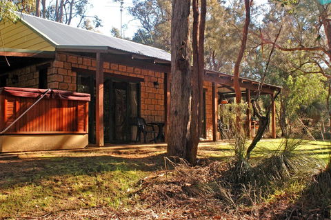 Yelverton Brook Conservation Sanctuary - Perths Hotel 8