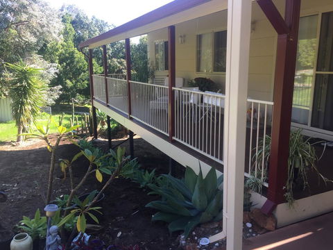 Bright & Beautiful Home On The Hills! - Perths Hotel 1