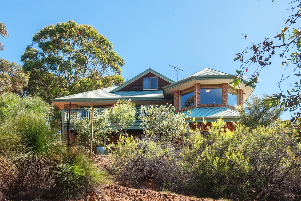 Eagle Bay WA Perths Hotel