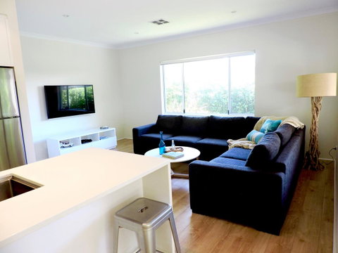 Contemporary Cove - Quindalup - Perths Hotel 5