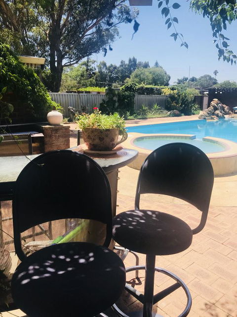 Swan Valley Rest Cottage - Perths Hotel 12