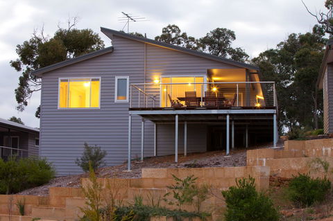 Cape Villas - Perths Hotel 25