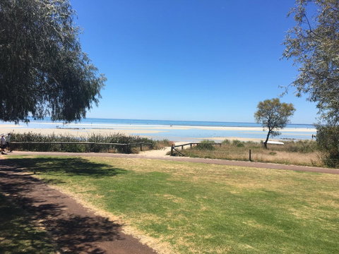 Beach House Dunsborough - Perths Hotel 21