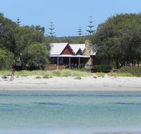 Beach House Dunsborough - Perths Hotel
