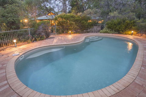 53 Martina Drive - Perths Hotel 7