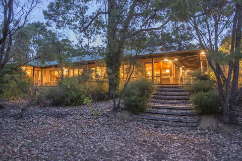 53 Martina Drive - Perths Hotel 8