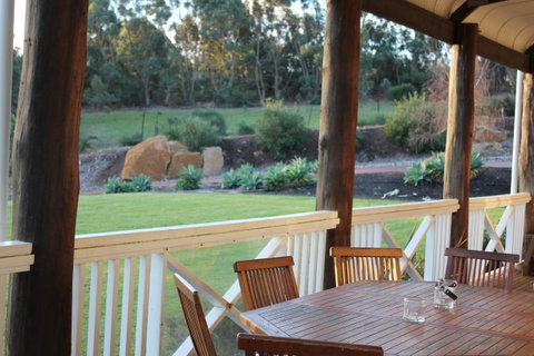 The Farmhouse - Perths Hotel 12