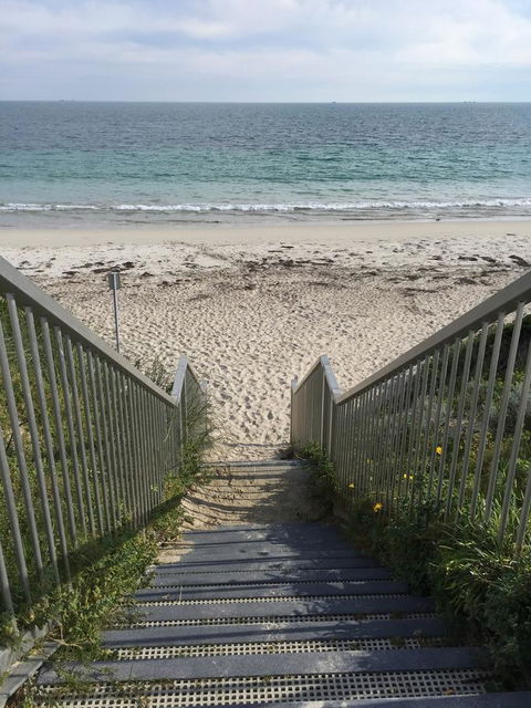 The Royal Dolphin Bed & Breakfast Safety Bay - Perths Hotel 22