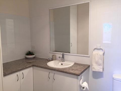 The Royal Dolphin Bed & Breakfast Safety Bay - Perths Hotel 31