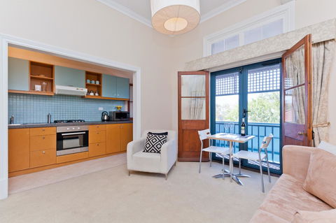 Apartment Faro - Perths Hotel 4