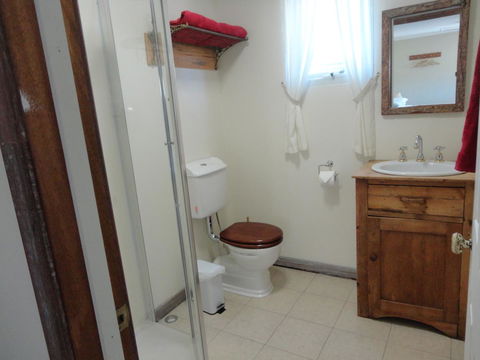 Di's Cabin In Dwellingup - Perths Hotel 20