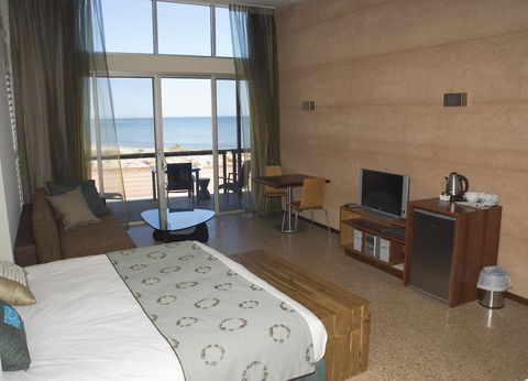 Mantarays Ningaloo Beach Resort - Perths Hotel 37