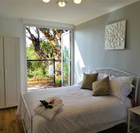 Treetops Cottage - Perths Hotel