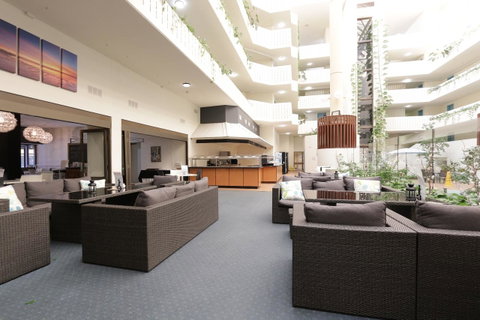 Atrium Hotel Mandurah - Perths Hotel 31