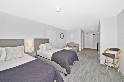 Atrium Hotel Mandurah - Perths Hotel 33
