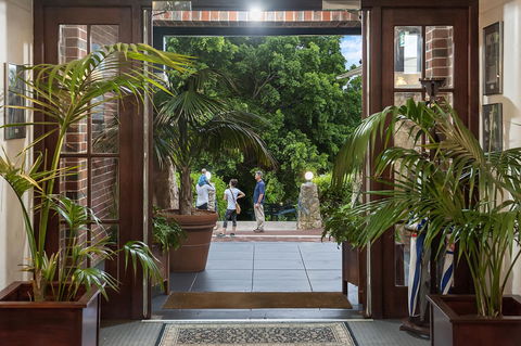 Caves House Hotel & Apartments Yallingup - Perths Hotel 9