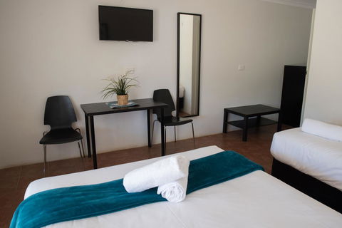 Jurien Bay Hotel Motel - Perths Hotel 8