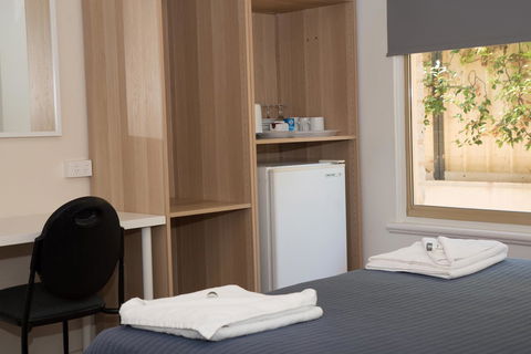 Jurien Bay Hotel Motel - Perths Hotel 2
