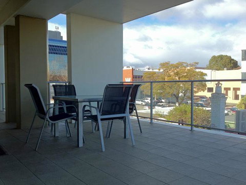 Outram St Apartment - Perths Hotel 0