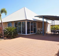 Osprey Holiday Village Unit 122/2 Bedroom - Perfectly neat and tidy apartment - Perths Hotel