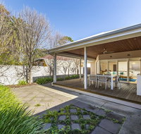 Inner Western Suburbs Retreat - Perths Hotel