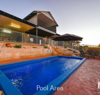 3 Kestrel Place - PRIVATE JETTY  POOL - Perths Hotel