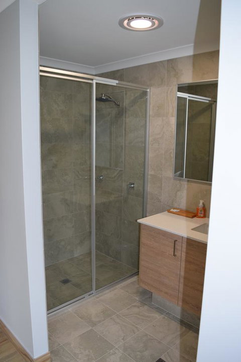 Eagle Bay House - Perths Hotel 21