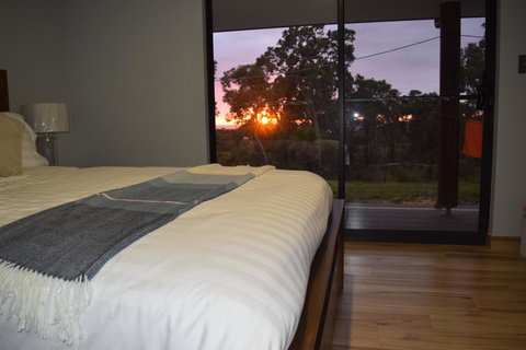 Eagle Bay House - Perths Hotel 9