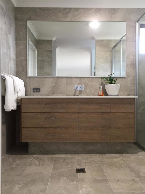 Eagle Bay House - Perths Hotel 23