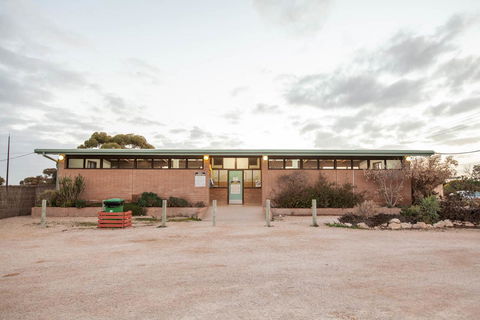 EUCLA MOTOR HOTEL - Perths Hotel 9