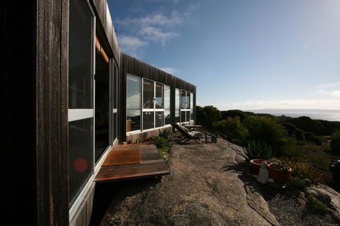 Aqua Views - Perths Hotel 6