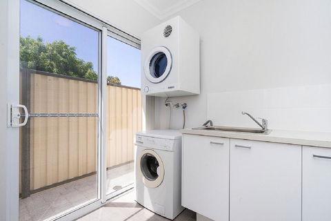 Victoria Park Town House - Perths Hotel 9