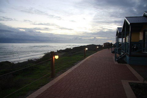 Dongara Tourist Park - Perths Hotel 13