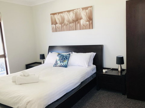 West Beach Lagoon 213 - Corner Unit! - Perths Hotel 4