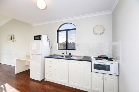 West Beach Lagoon 213 - Corner Unit! - Perths Hotel 7