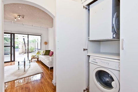 Heart Of Subiaco - Perths Hotel 2