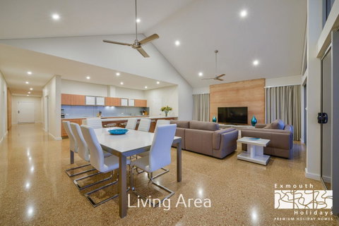 27 Kestrel Place - With Pool And Jetty - Perths Hotel 3