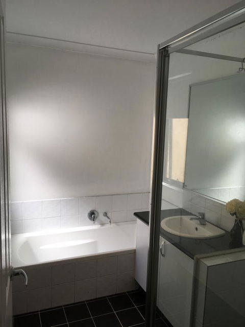 Shiraz Heights - Perths Hotel 20