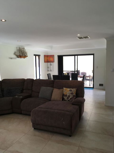 Shiraz Heights - Perths Hotel 9