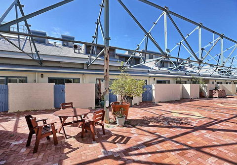 Life's A Beach! Fremantle - Perths Hotel 22