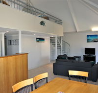 Osprey Holiday Village Unit 108 - Ideal apartment for a family of 6 - Perths Hotel