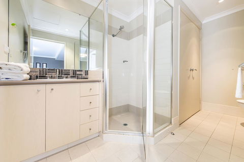 Subiaco Emporium Apartment - Perths Hotel 12