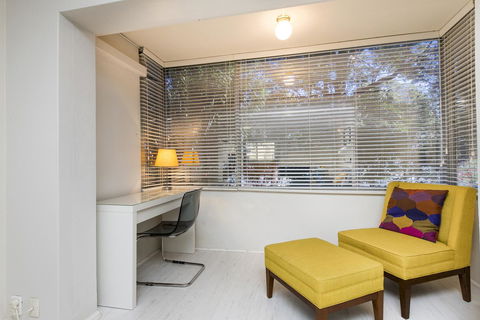 Townshend Rd - Perths Hotel 5