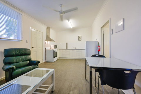 Getaway Villas Unit 384 - Perths Hotel 4