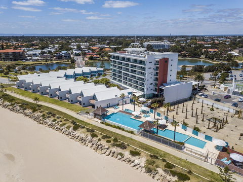 A 406 FANTASTIC OCEAN BEACH And MARINA VIEW APT - MANDURAH - Perths Hotel 7