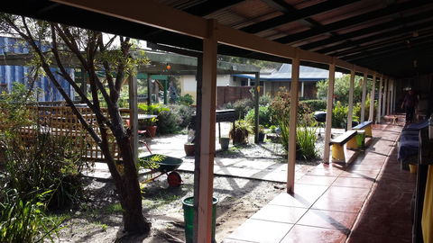 Esperance YHA - Perths Hotel 22