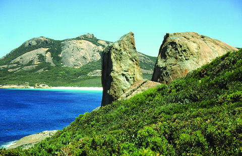 Esperance YHA - Perths Hotel 30