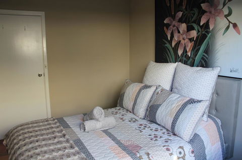 Mullaloo B & B - Perths Hotel 5