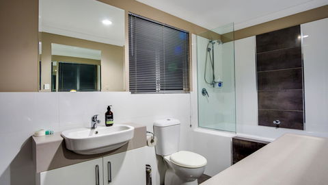 Mullaloo B & B - Perths Hotel 24